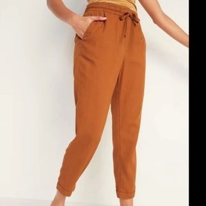 Old Navy linen blend crop pants